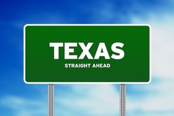 Green Texas street sign